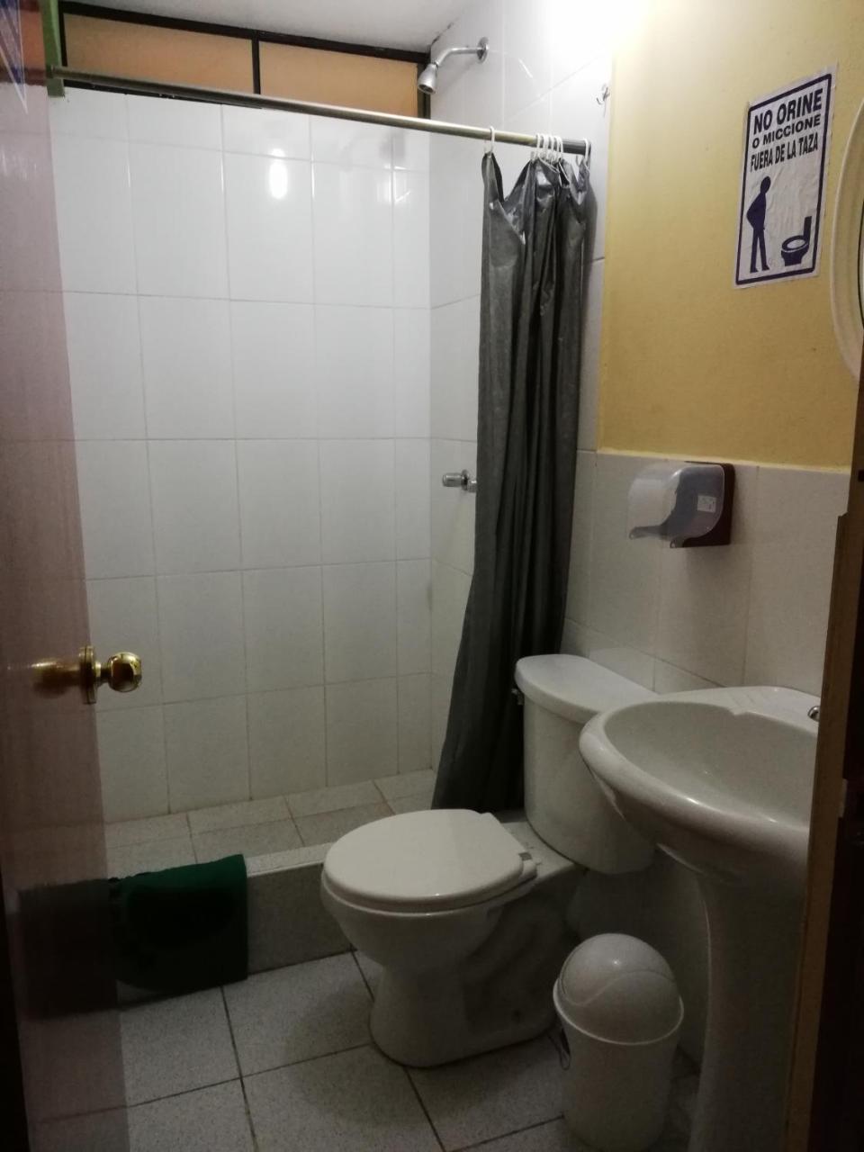 Scheler Artizon Trek'S House Hostel Уарас Екстериор снимка